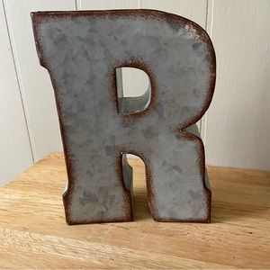 R Letter Block Sign- Hobby Lobby
